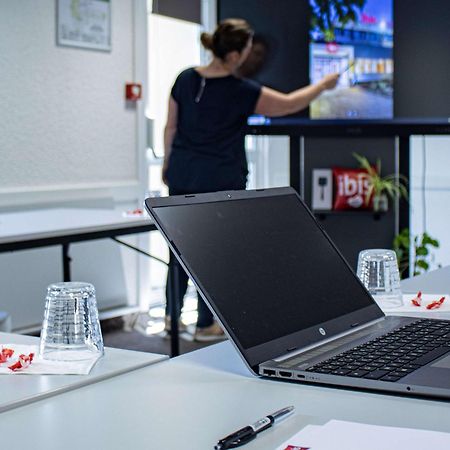 Hotel Ibis Rennes Cesson Esterno foto