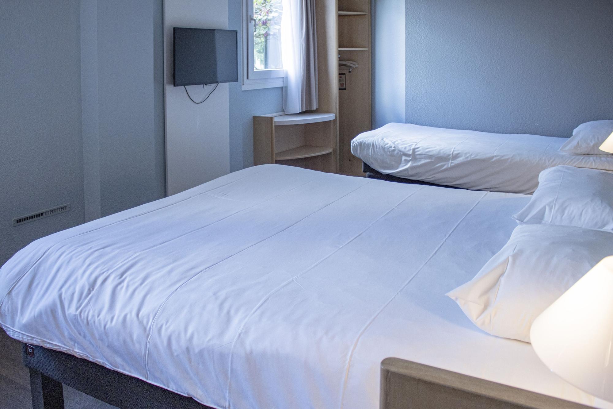 Hotel Ibis Rennes Cesson Esterno foto