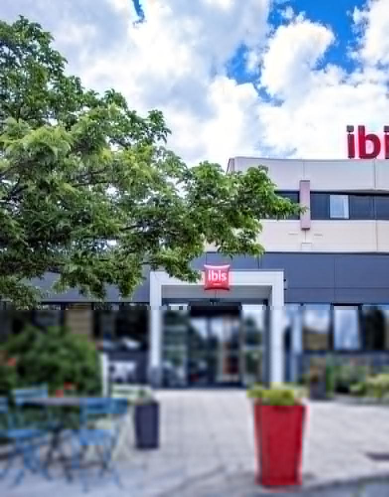 Hotel Ibis Rennes Cesson Esterno foto