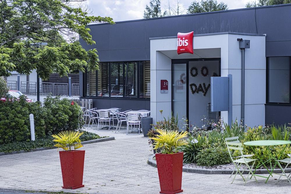 Hotel Ibis Rennes Cesson Esterno foto