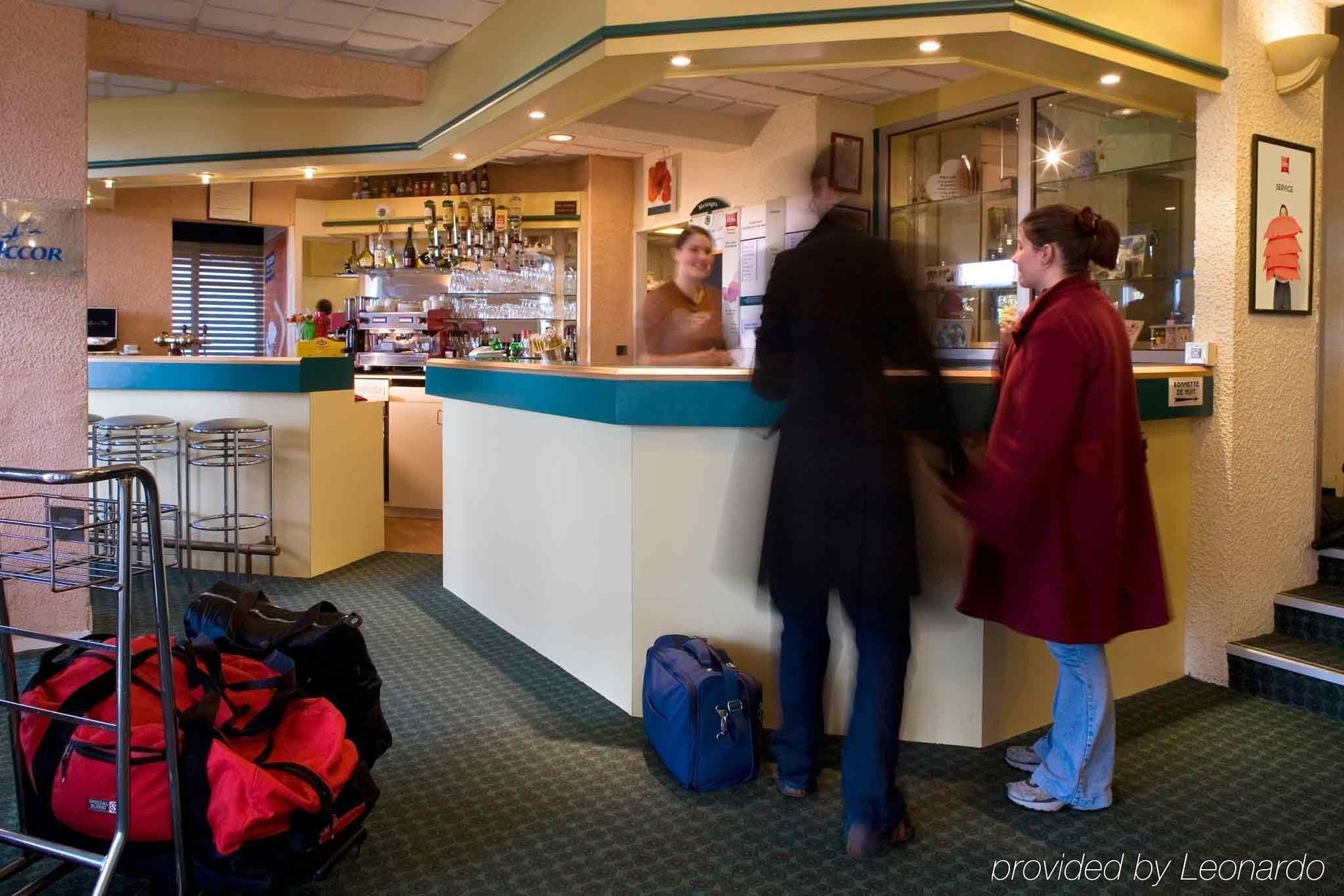 Hotel Ibis Rennes Cesson Esterno foto