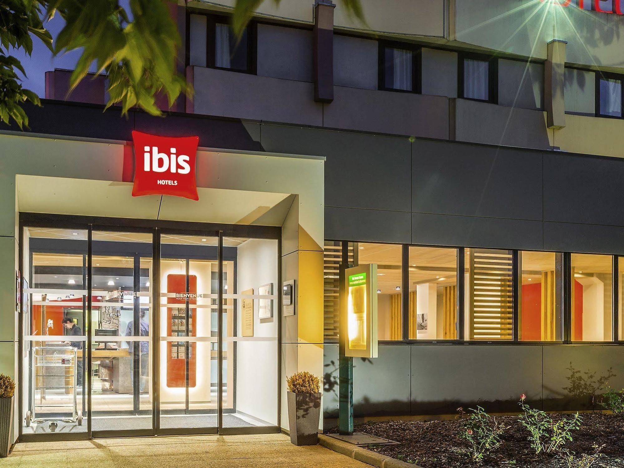 Hotel Ibis Rennes Cesson Esterno foto