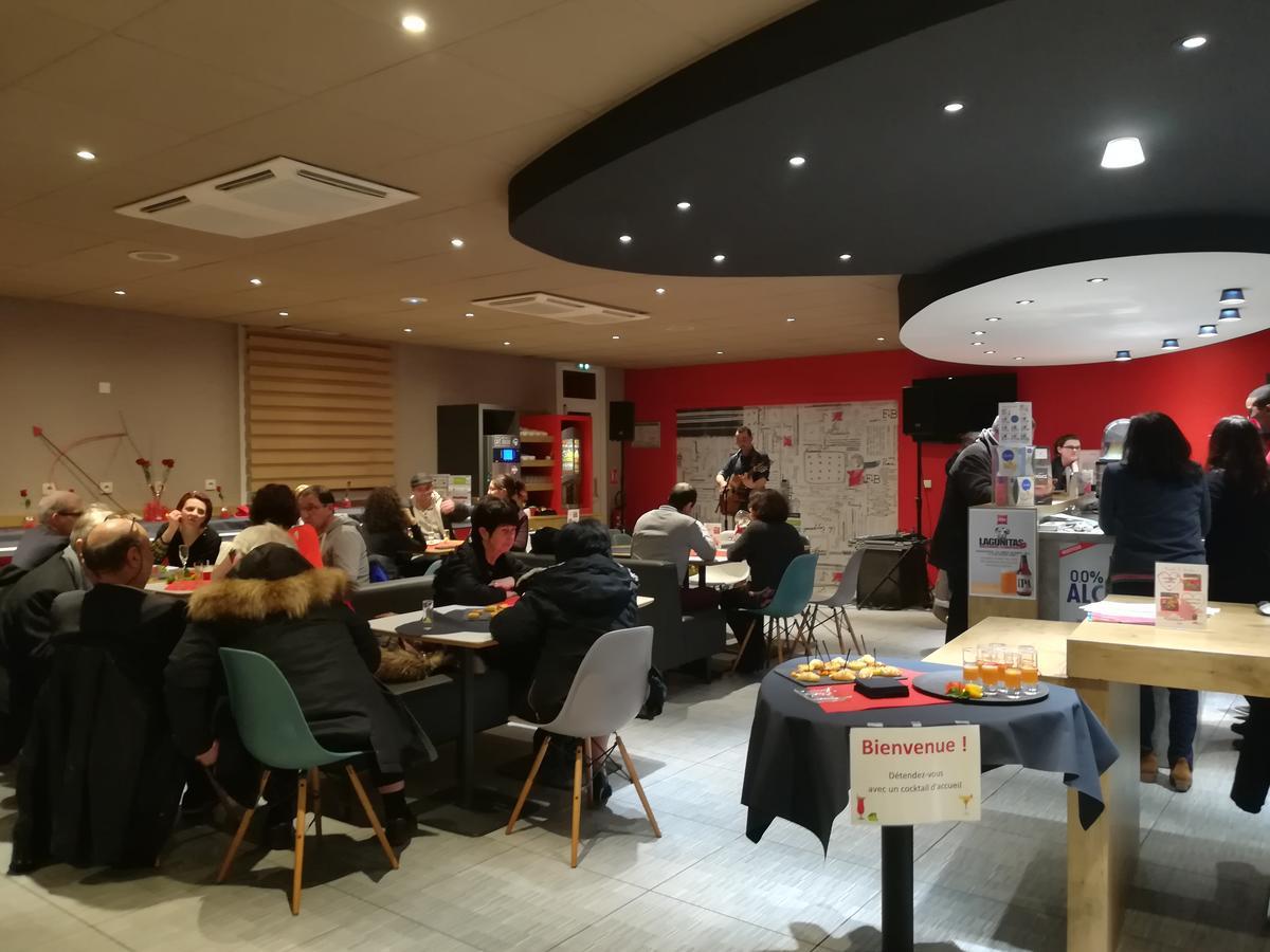 Hotel Ibis Rennes Cesson Esterno foto