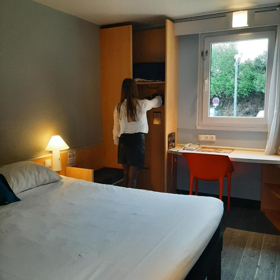 Hotel Ibis Rennes Cesson Esterno foto
